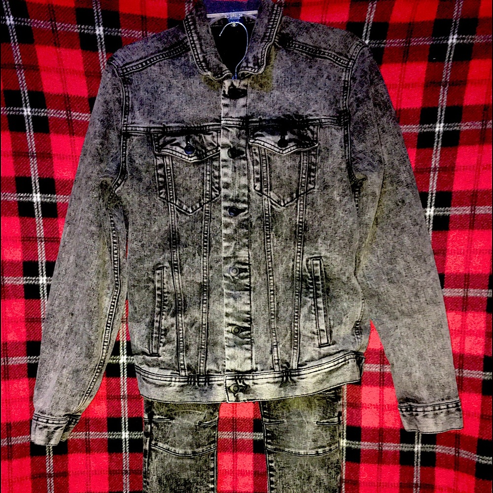 Jean jacket and jean pants outfit